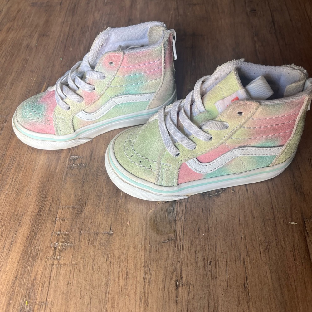 Toddler size 6 Vans Kids Pastel High-Top Sneakers